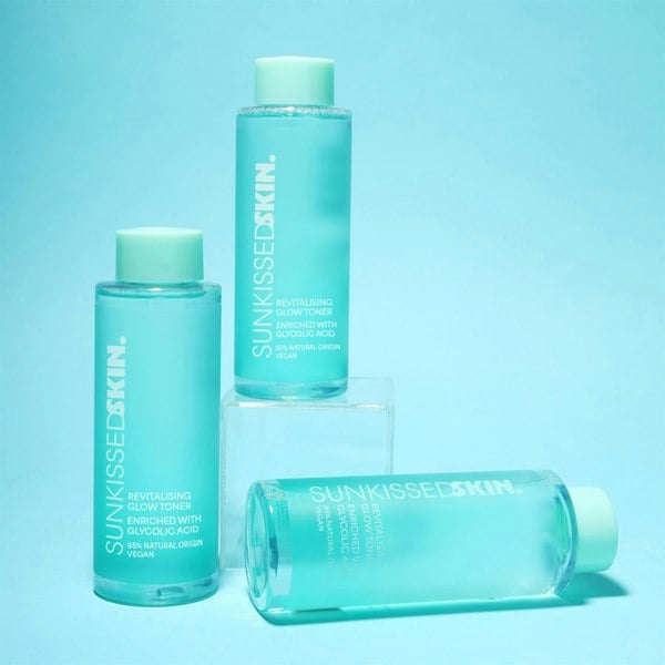 Sunkissed Skin Revitalising Glycolic Toner 250ml + Gylcolic Acid + Lactic Acid