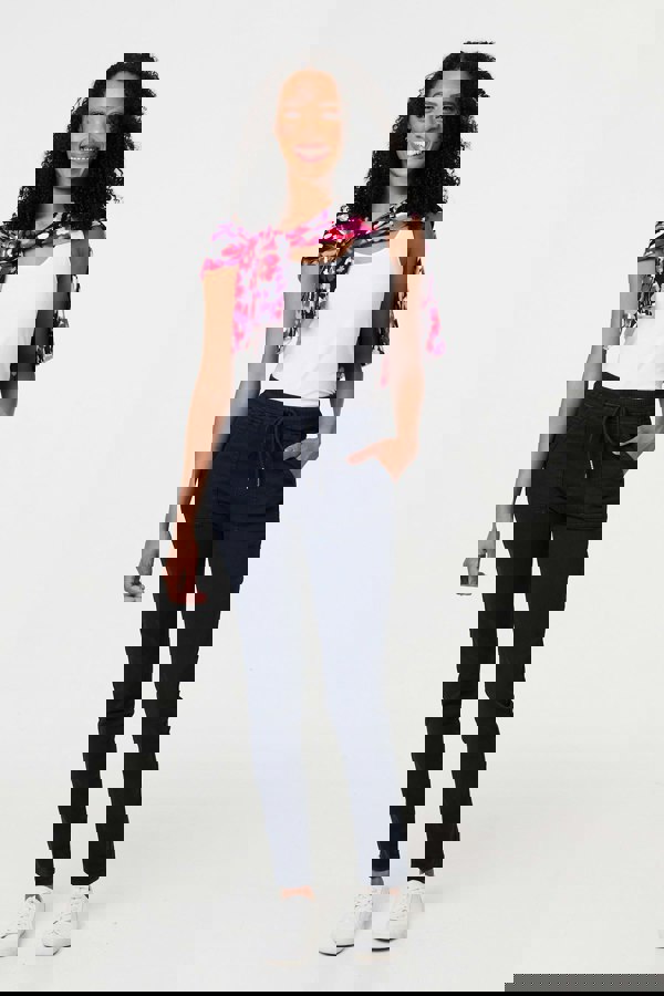 Navy | Denim Skinny Ankle Grazer Leggings : Model is 5'8"/172 cm and wears UK8/EU36/US4/AUS8