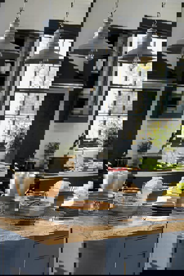 MasterClass Non-Stick Loose Base Sandwich Pan, 23cm