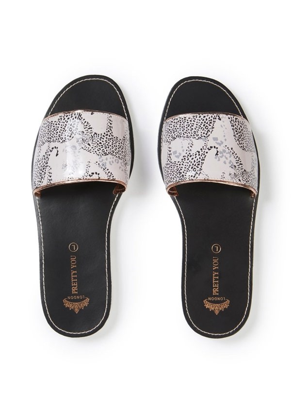 Leopard Printed Slide and Clutch Set - Sandals