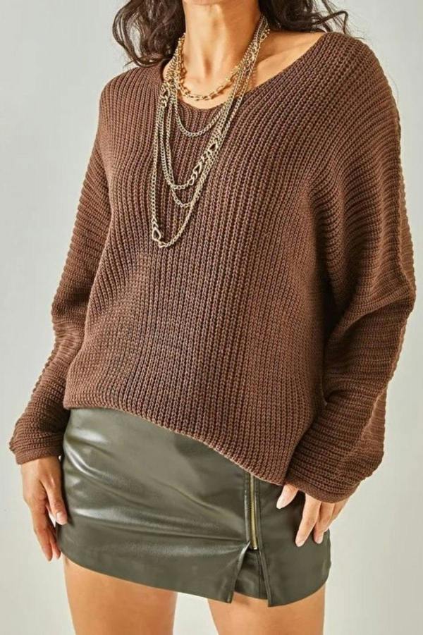 Hoxton Gal V-Neck Fisherman’s Rib Knit Oversized Sweater