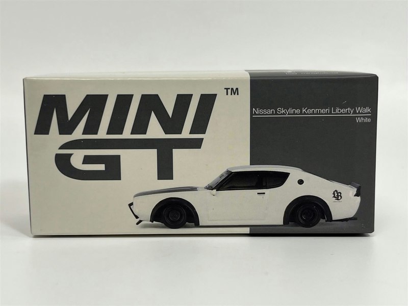 Mini GT Nissan Skyline Kenmeri Liberty Walk White 1:64 Mini GT MGT00702R