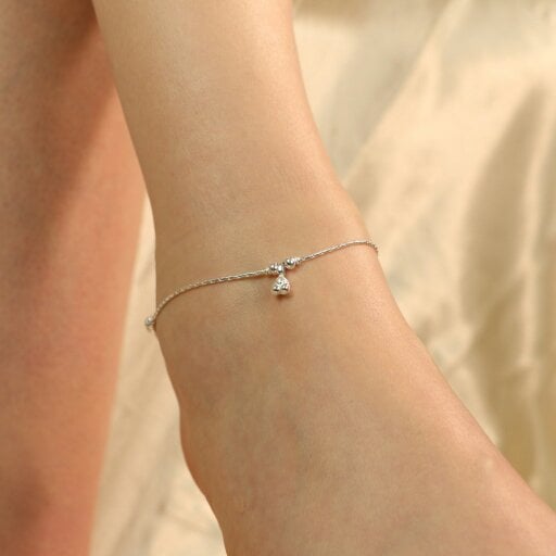 The Colourful Aura 925 Silver Heart Dangle Boho Thin Payal Anklet