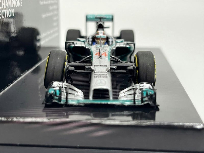 Minichamps Lewis Hamilton WC 2014 Mercedes AMG Petronas F1 Team 1:43 Scale 436140044