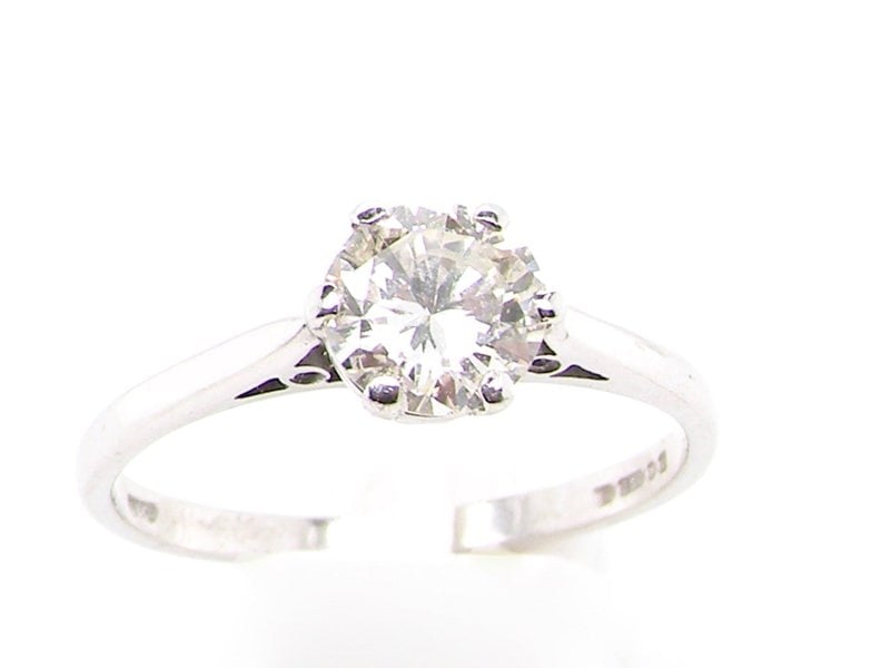 Vintage Tom A vintage solitaire diamond ring