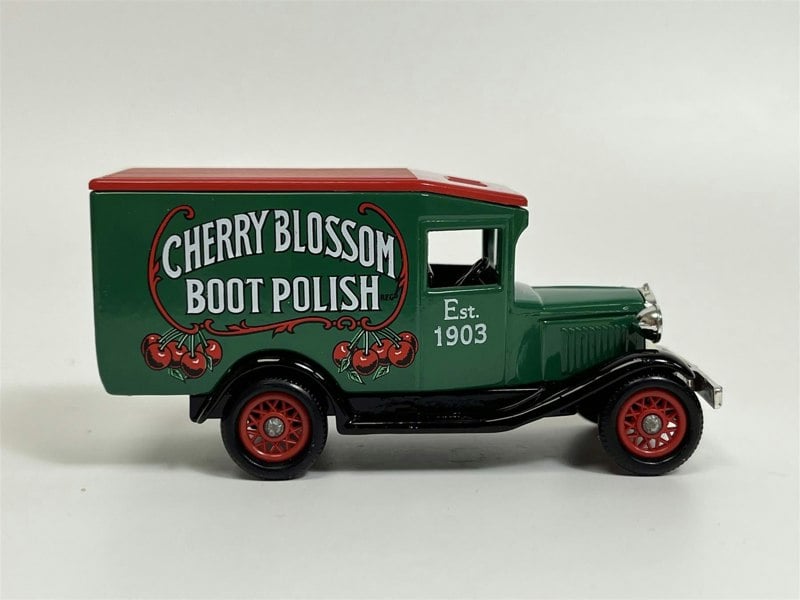 MCSlots Cherry Blossom Boot Polish Truck 1903 Days Gone Lledo CBBP01D B2