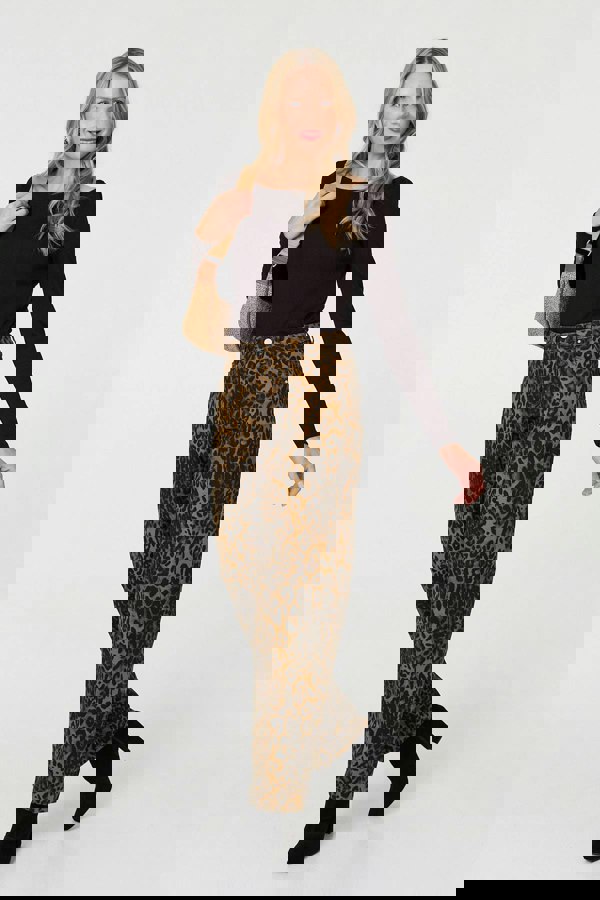 Brown | Animal Print High Waist Wide Leg Jeans : Model is 5'10"/178 cm and wears UK10/EU38/US6/AUS10