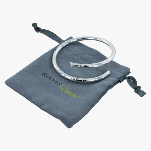Reeves & Reeves Chunky Sterling Silver Skelter Bangle