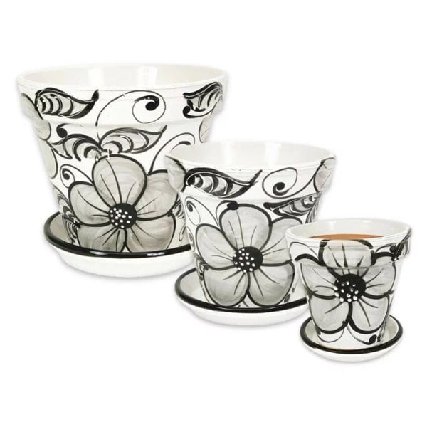 Classic Plant Pots with Drainage Plates - Set of 3