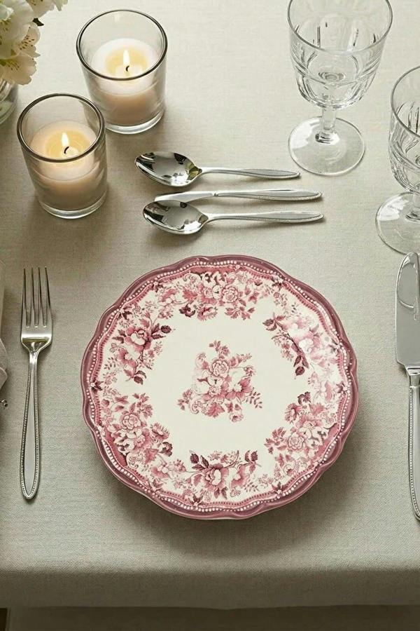 4-Piece Vintage Floral Pattern Porcelain Dessert Plate Set 21x21cm