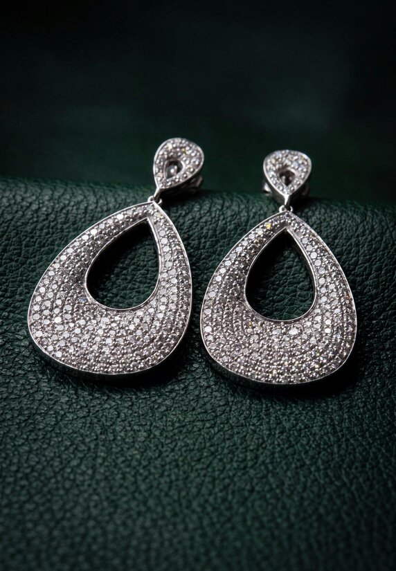 Latelita Samira Teardrop Earrings Silver