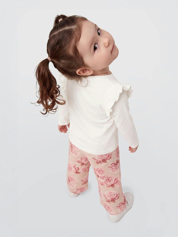 Guess Girls Long Sleeve Bear Logo T-Shirt in White