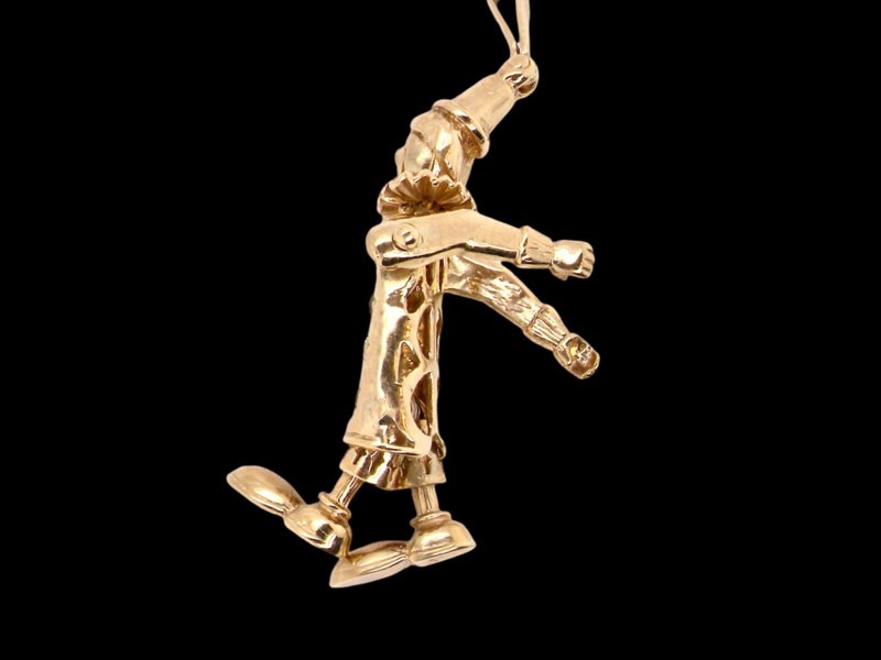 Vintage Tom A large 9 carat gold Clown Pendant