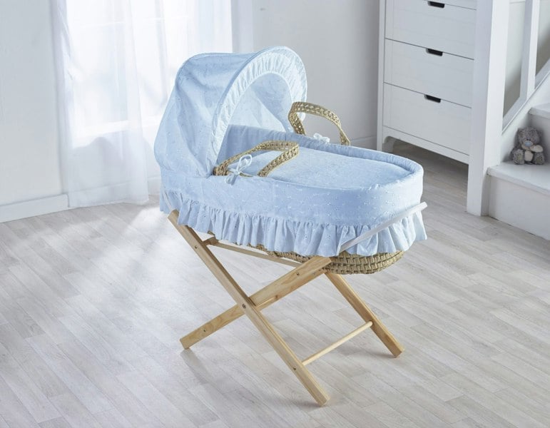 Kinder Valley Broderie Anglaise Blue Moses Basket with Folding Stand Natural