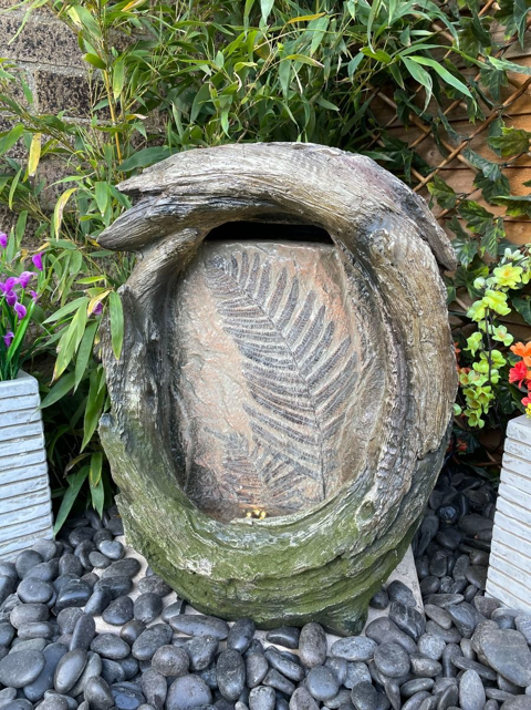 Tranquillity Water Features Fossil Leaf Solar Water Feature