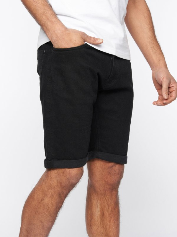 Duck and Cover Zeki Shorts Black