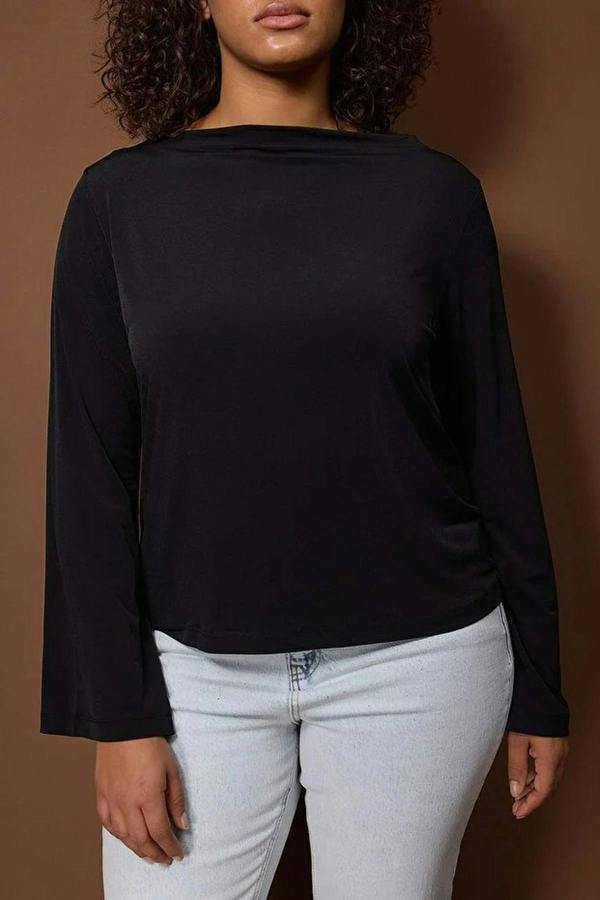 WOVCOR Relaxed Fit Spanish Sleeve Stretch Knit Blouse