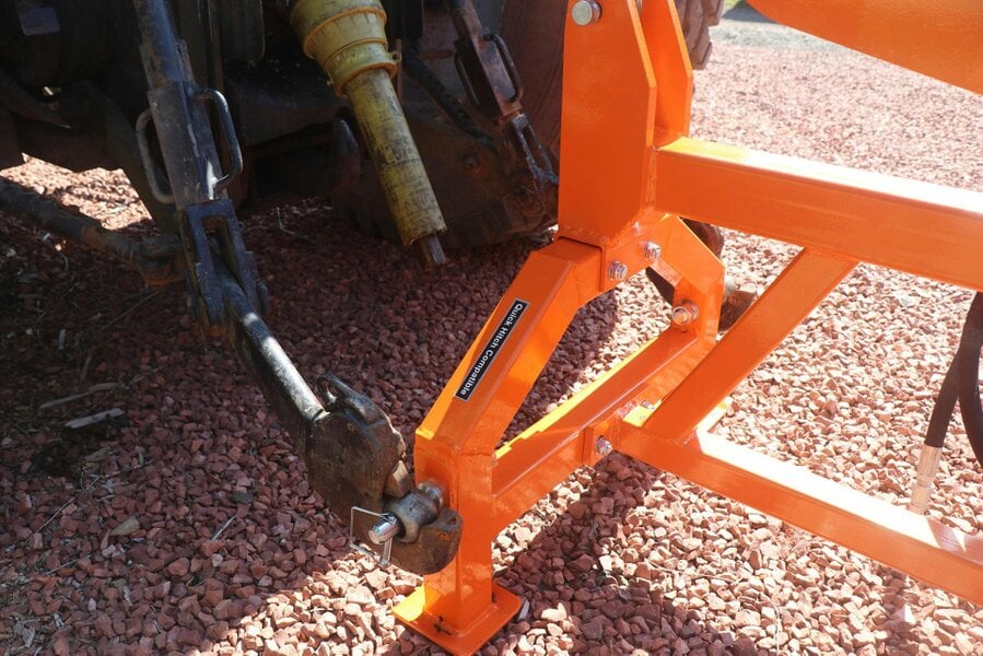 Rock Machinery Venom 25ton Heavy Duty Tractor mounted log splitter with table