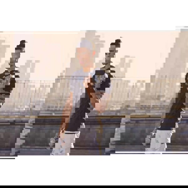 Reebok 5kg Dumbbells - Man performing  Bicep Curls