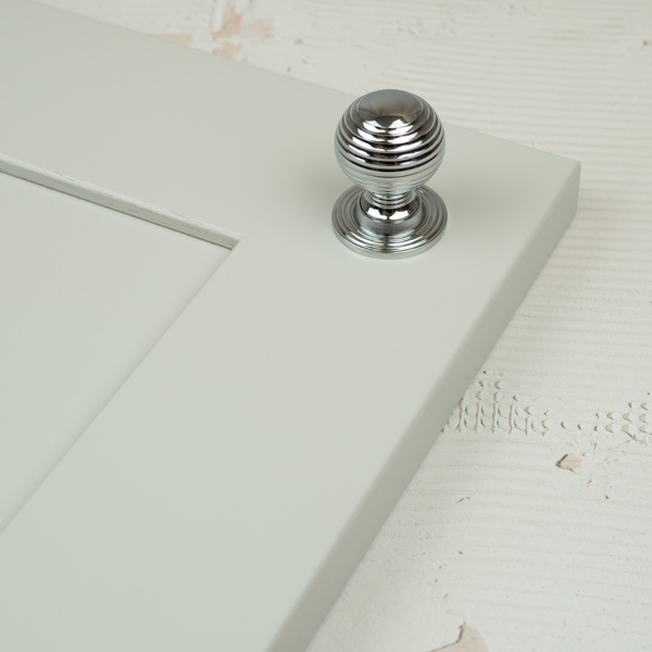 Handle & Home 27.5mm Polished Chrome Beehive Round Knob