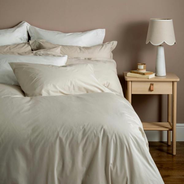 Natural 200 Thread Count Egyptian Cotton Bed Sets Superking - linen, breathable, styled in a bedroom | Soak and Sleep