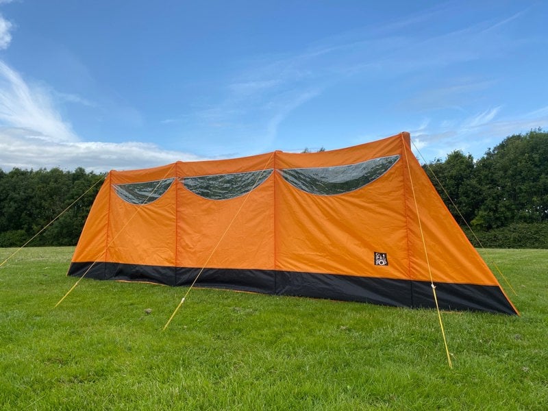 Inflatable Orange Windbreak