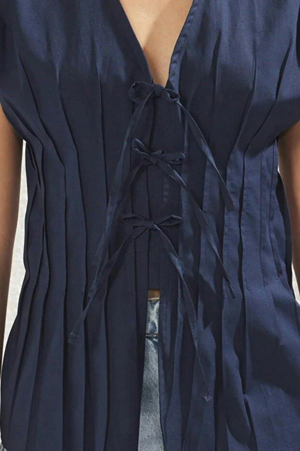 WOVCOR Fitted Woven Shirt with Waist Darts Detail and Tie Closure
