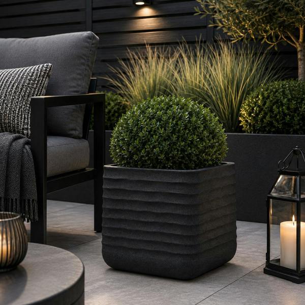 Oslo Square Ripple Plant Pot 28 x 28cm 18L - Black
