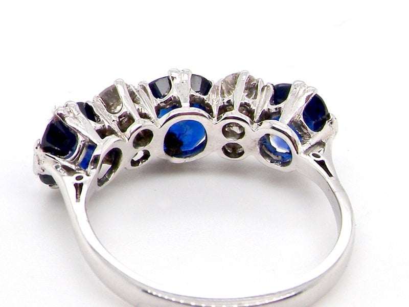 Vintage Tom A vintage sapphire and diamond gem ring