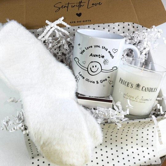 Aye Do Gifts Personalised I Love You This Much Mug, Candle & Socks Gift Hamper | Birthday Gift