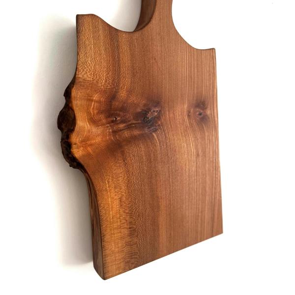 Giraffes & Craftz Thick Elm paddle Board - Live Edge Elm Cutting Board And Serving Board