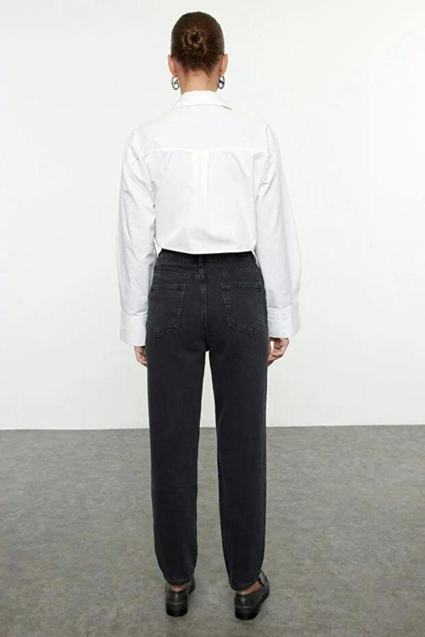WOVCOR High Waist Mom Jean with Stone Details