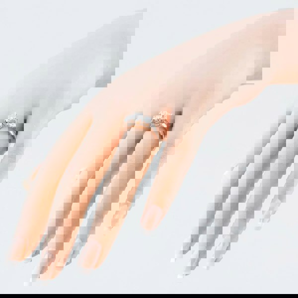 T. H. Baker 9ct White Gold Certified Lab Grown 1.00ct Brilliant Cut Diamond Three Stone Ring LGR5026-100 (WG)