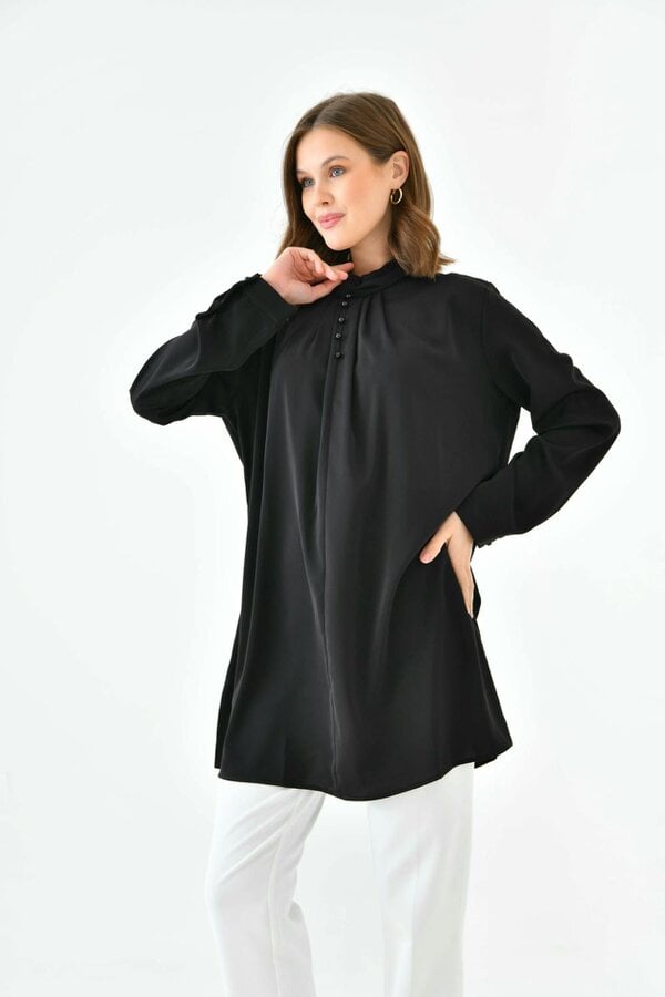 Hoxton Gal Oversized Long Sleeve Button Detailed Tunic Top in Black