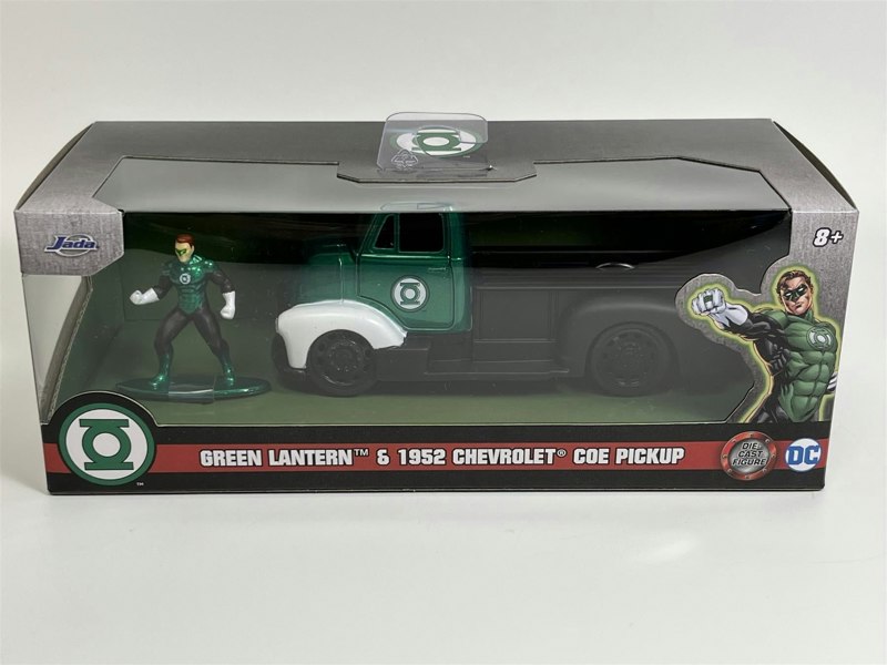 Jada Green Lantern and 1952 Chevrolet Coe Pickup 1:32 Scale 253253015 33093