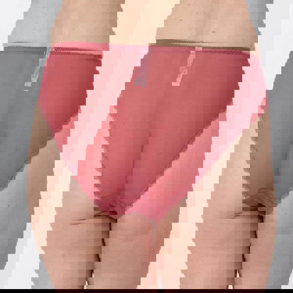 Little-Women-Jude-Brief