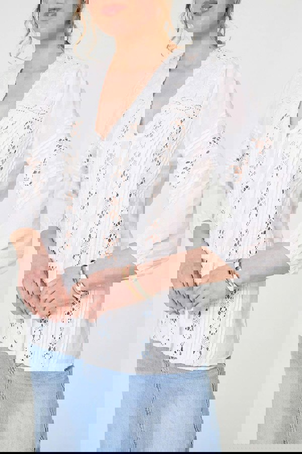 White | Lace Trim 3/4 Sleeve V-Neck Blouse
