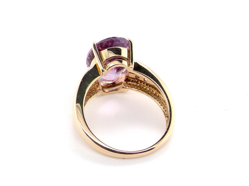 Vintage Tom A 9 carat gold amethyst and diamond dress ring