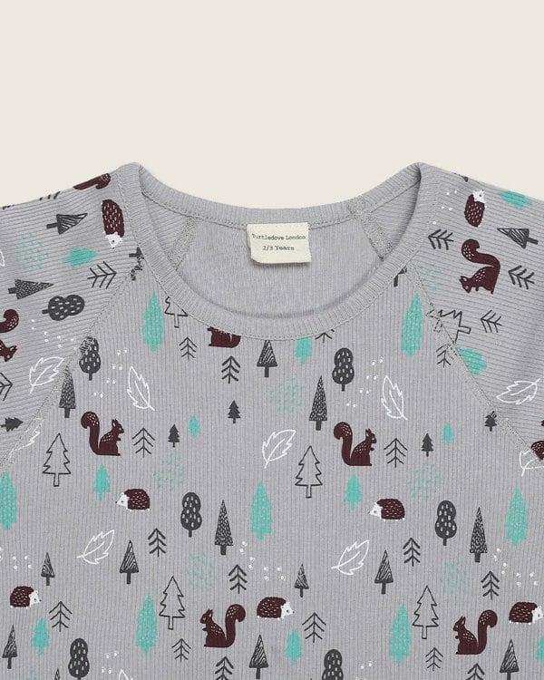 Sustainable organic cotton kids long-sleeve t-shirt