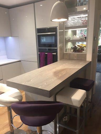 Lamboro Cube Single Kitchen Bar Stool, Fixed Satin Varnish Legs And Footrest, Extra Padded Seat, Breakfast Bar & Home Barstool, Purple