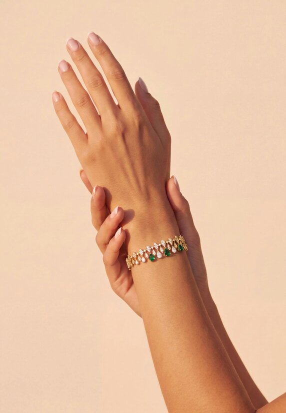 Latelita Duchess Emerald Tennis Bracelet Gold