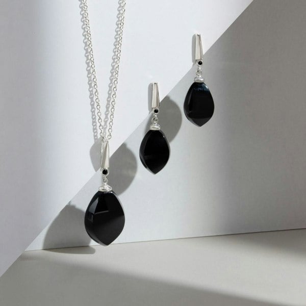 Gemondo Art Deco Style Black Onyx&nbsp;Cabochon & Black Spinel Pendant in Sterling Silver