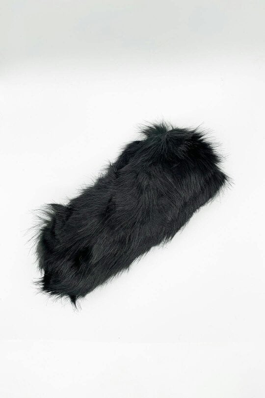 SVNX Faux Fur Headband in Black