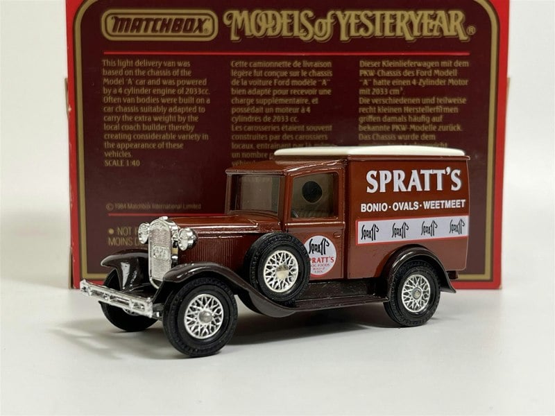 MCSlots Model A Ford Van 1930 Spratts 1:40 Scale Models of Yesteryear Matchbox Y22D S8