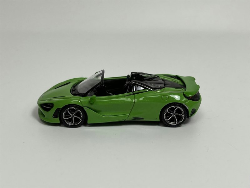 Mini GT McLaren 750S Spider Mantis Green RHD 1:64 Scale MGT00783R