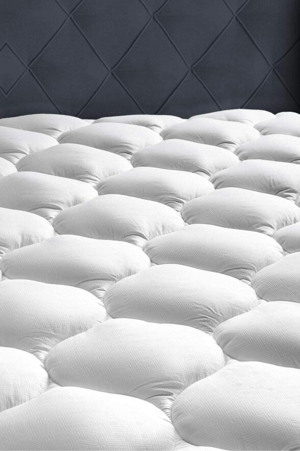 Ezysleep Deep Fill Cloud Like Super Soft Mattress Topper