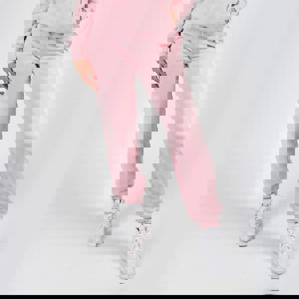 Wellworth Baby Pink Women Jogger Soft Cozy Loungewear Casual Everyday Bottoms