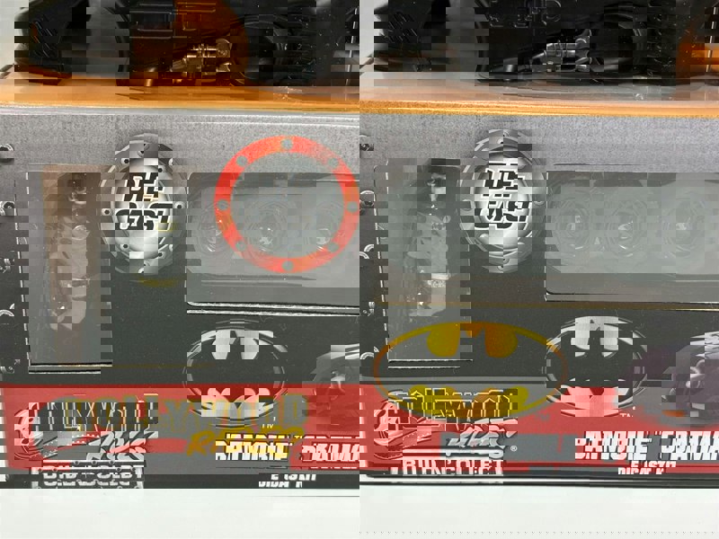 Jada Batmobile and Batman Diecast Model Kit Build N Collect 1:24 Scale Jada 30874