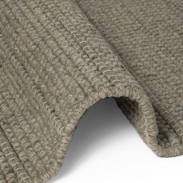 Camden Wool Parker Rug Grey, heat-insulting, striped textured design.