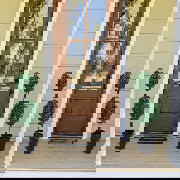 Artificial Pruned Plants